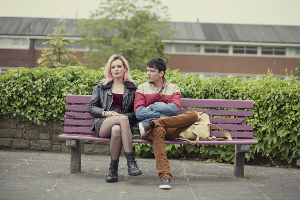 Emma Mackey and Asa Butterfield in "Sex Education" (Photo: Sam Taylor/Netflix)