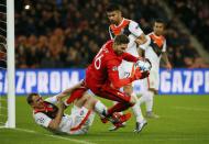 Football Soccer - Paris St Germain v Shakhtar Donetsk - Champions League Group Stage - Group A - Parc des Princes Stadium- 8/12/15 Paris St Germain goalkeeper Kevin Trapp in action. REUTERS/Gonzalo Fuentes