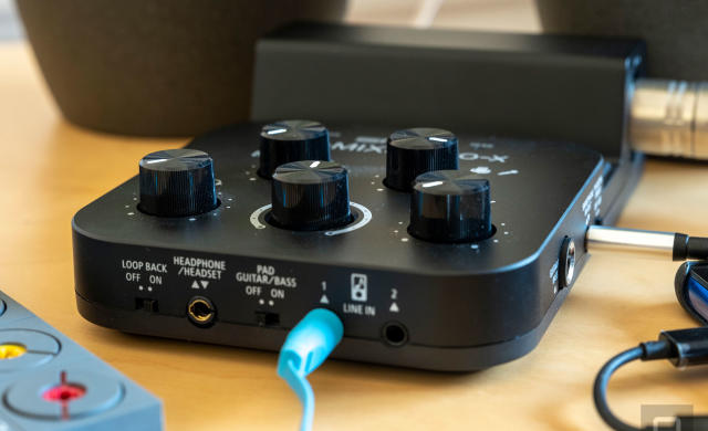  Roland GO:MIXER PRO-X Audio Mixer for Smartphones, Connect and  Mix up to 7 Audio Sources