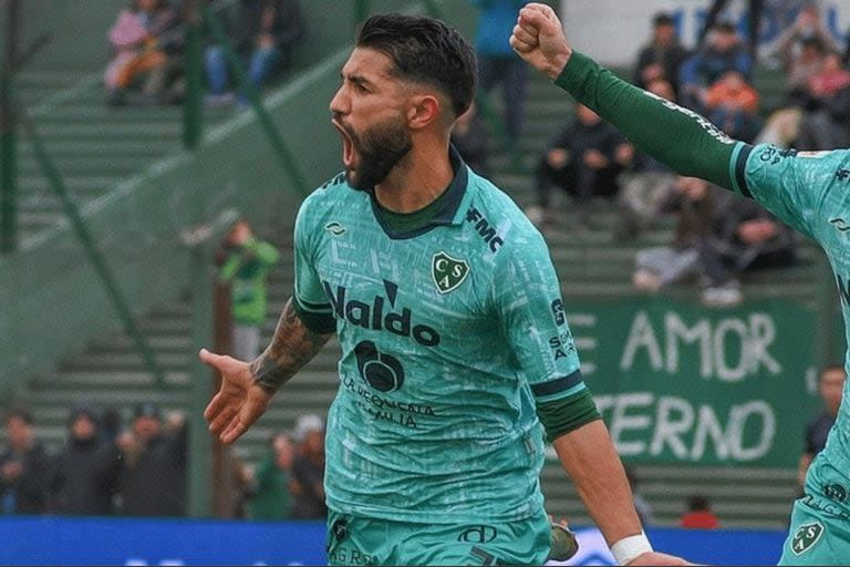 Franco Paredes llegó a préstamo a Sarmiento y ya otro grande se fijó en él: Independiente