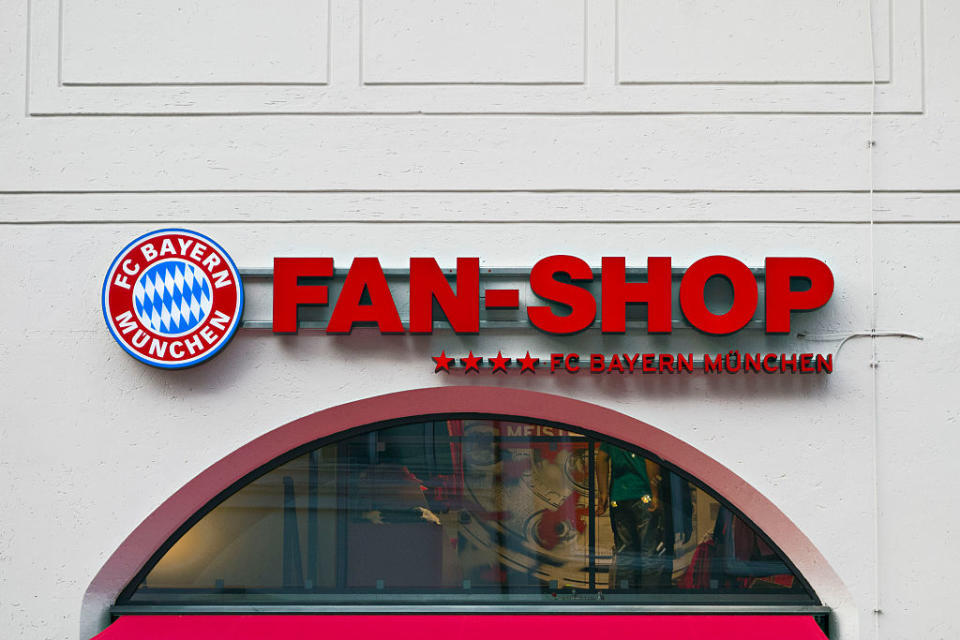 Der FC Bayern wird in Sachen Merchandising expandieren. (Bild: Getty Images)