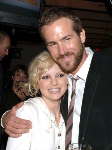 <p>Stephen Shugerman/Getty</p> Anna Faris and Ryan Reynolds on Nov. 14, 2005