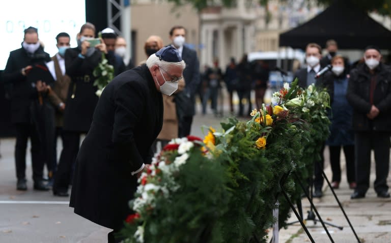 German President Frank-Walter Steinmeier laid a wreath at the synagogue as part of the memorial ceremony