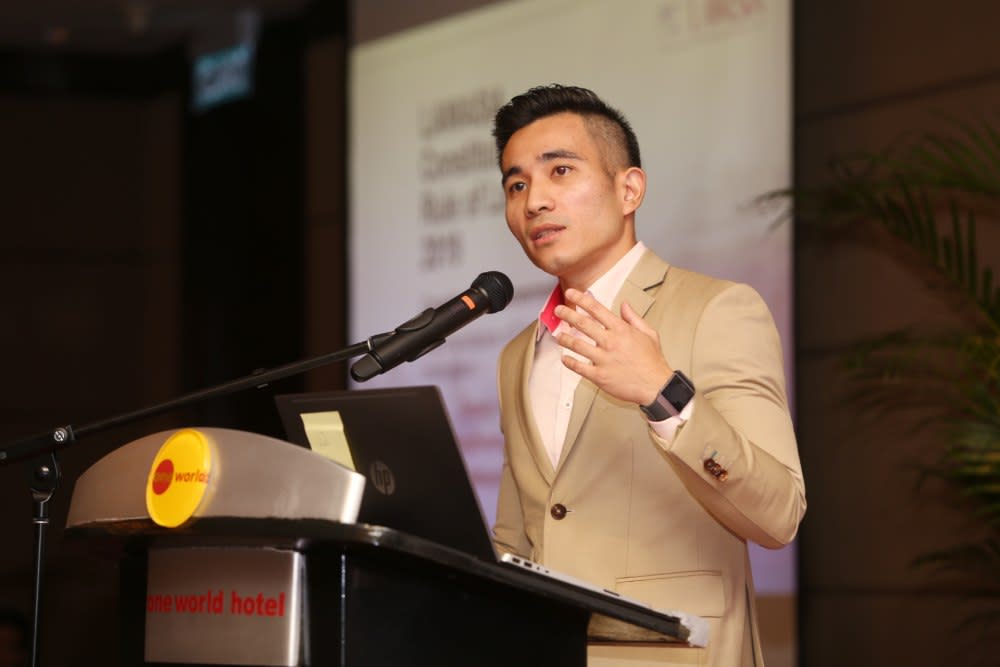 Umno Youth vice chief and co-founder of The Centre Shahril Sufian Hamdan speaks during a regional law conference in Petaling Jaya October 5, 2019. — Picture by Choo Choy May