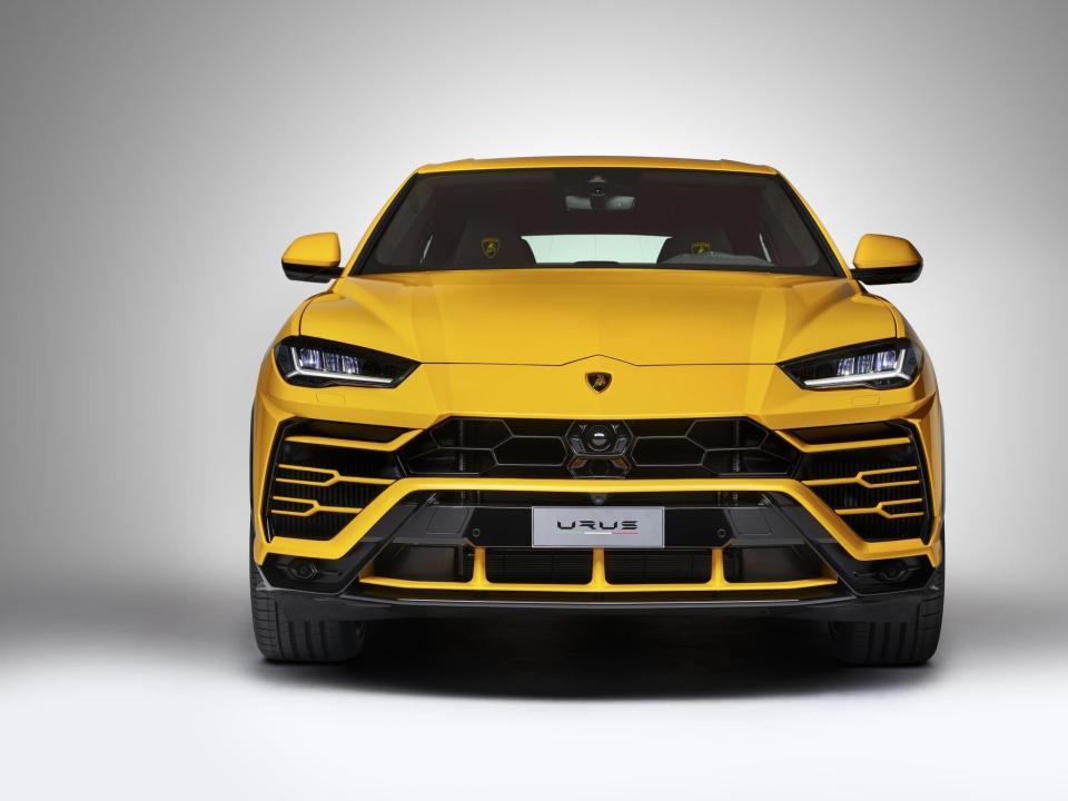 Kayricka Wortham kaufte Autos, darunter einen Lamborghini Urus.  - Copyright: Lamborghini