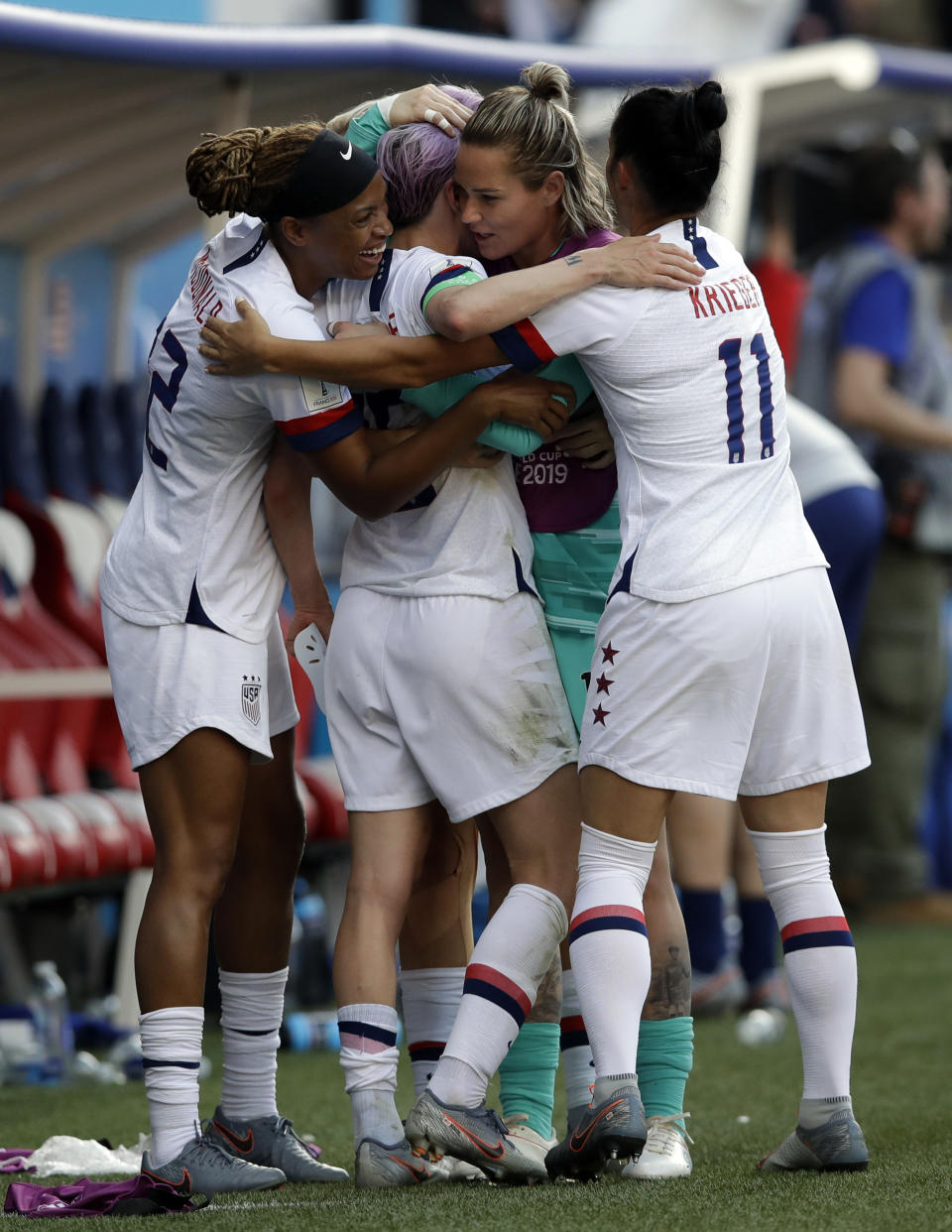 United States players celebrates at the end of the Women's World Cup round of 16 soccer match between Spain and US at the Stade Auguste-Delaune in Reims, France, Monday, June 24, 2019. US beat Spain 2-1. (AP Photo/Alessandra Tarantino)