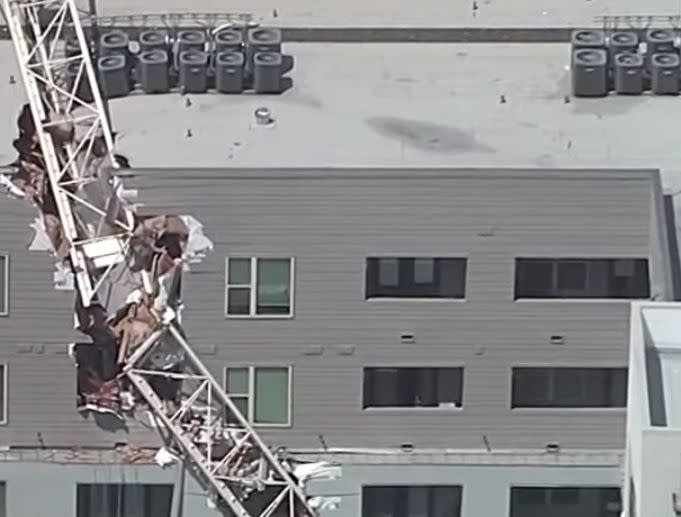 Crane collapse Dallas