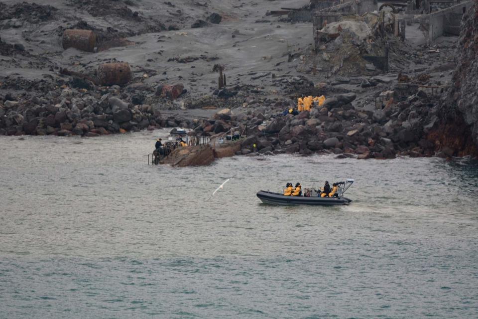 An operation to recover bodies from White Island (AP)