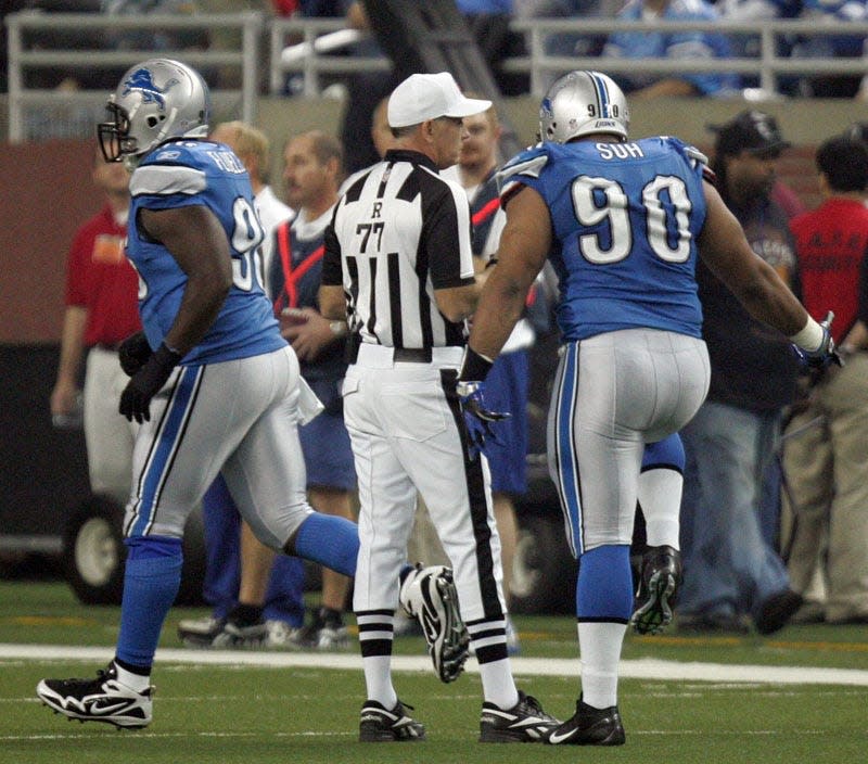 Detroit Lions defensive tackle Ndamukong Suh (90) is ejected from the game against the Green Bay Packers during third quarter action, Nov. 24, 2011 at Ford Field. 