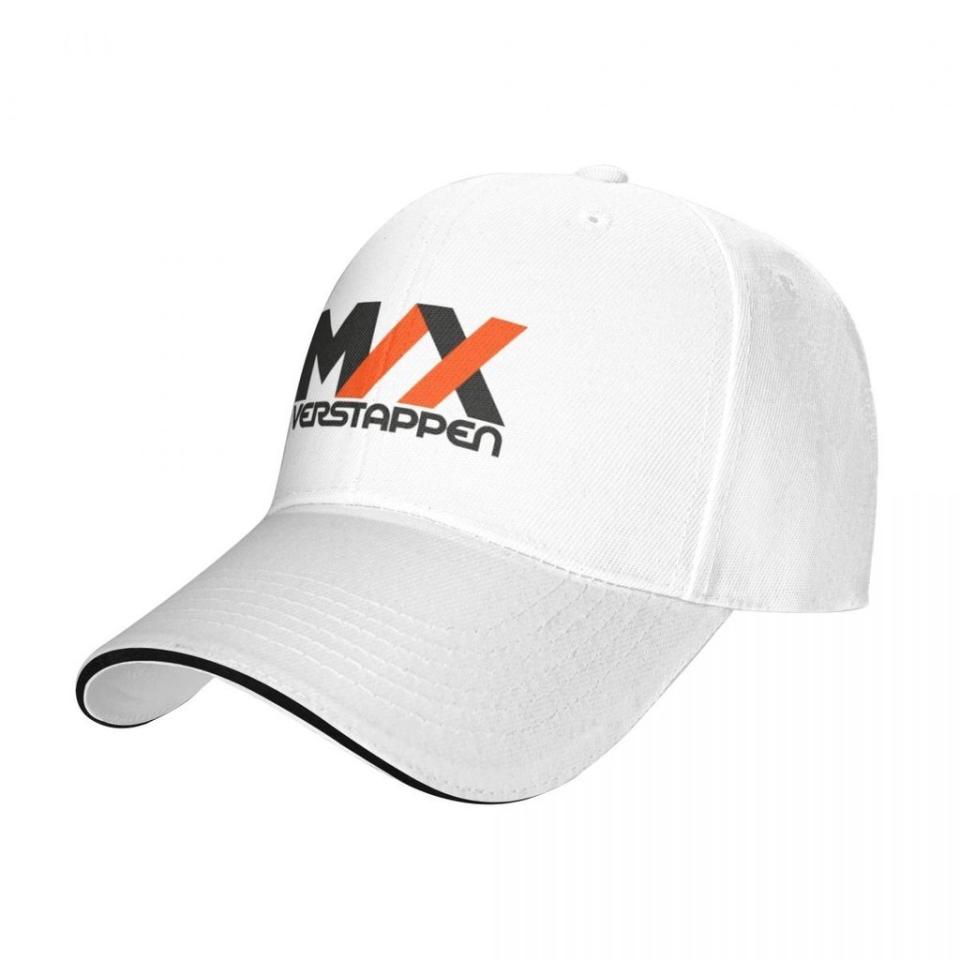 ▲Max Verstappen 高爾夫球帽，清爽百搭。（圖片來源：Yahoo奇摩拍賣）