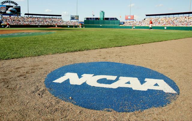 College baseball's longest winning streaks