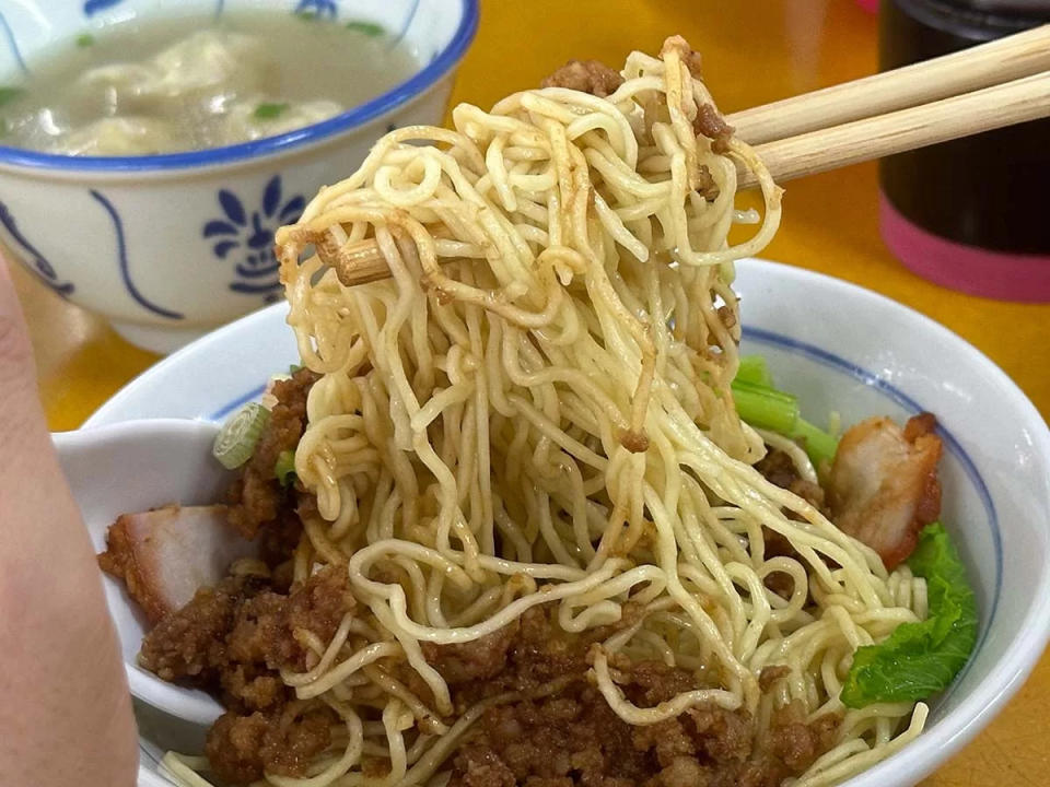 Chun Kei Tai Bu Noodle Restaurant - Noodles