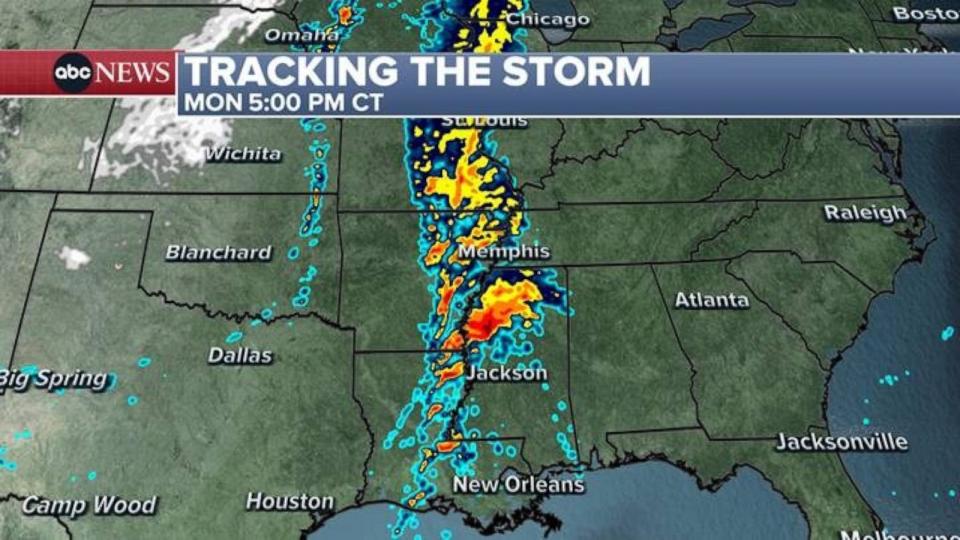 PHOTO: Tracking the storm. (ABC News)