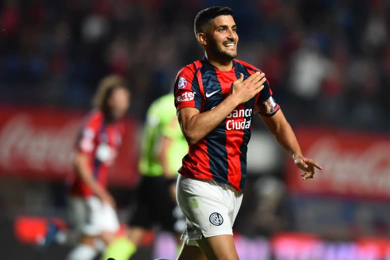 Blandi convirtió el gol que le da el empate a San Lorenzo