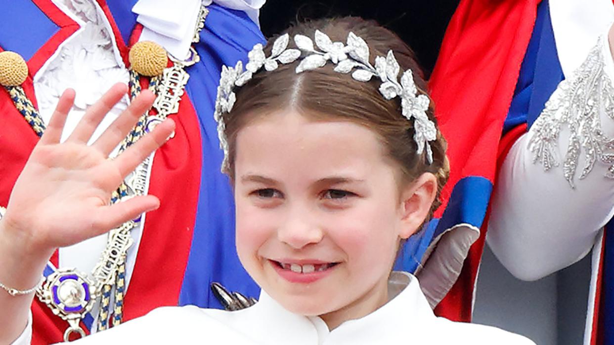 princess charlotte waving 