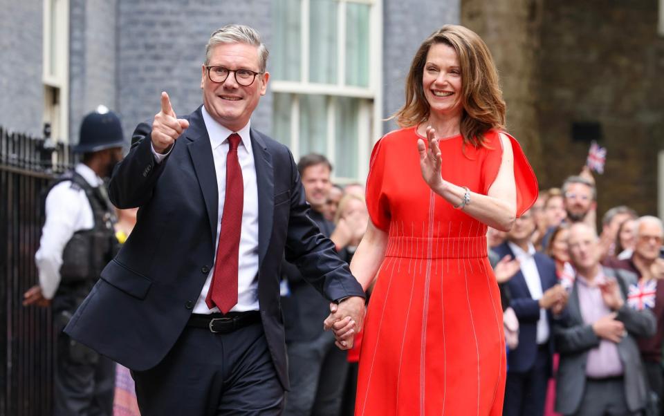 Sir Keir Starmer and his wife Victoria arrive at Number 10 Downing Street upon his appointment