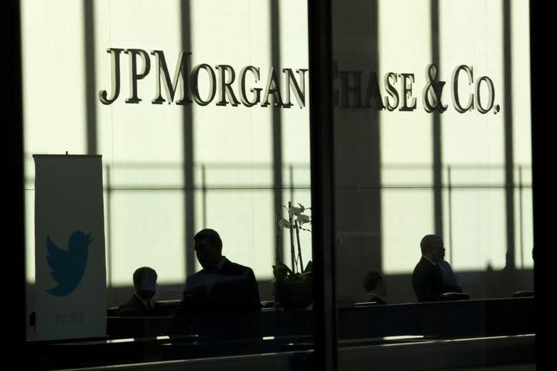 <b>12. JPMorgan Chase</b><br><br>Actividad: Banca y servicios financieros<br>Gasto total: 188.000 millones de dólares<br>Variación sobre 2012: +10%