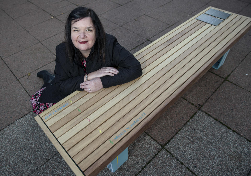 Debra’s efforts have earned her a lasting tribute in the local community, in the form of a bespoke bench, dedicated to her by players of The National Lottery and distinctively designed by the TV Presenter and Repair Shop host, Jay Blades