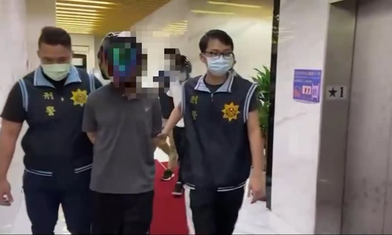 ▲新莊殺人命案，嫌犯楊男被逮捕到案。（圖／翻攝畫面）