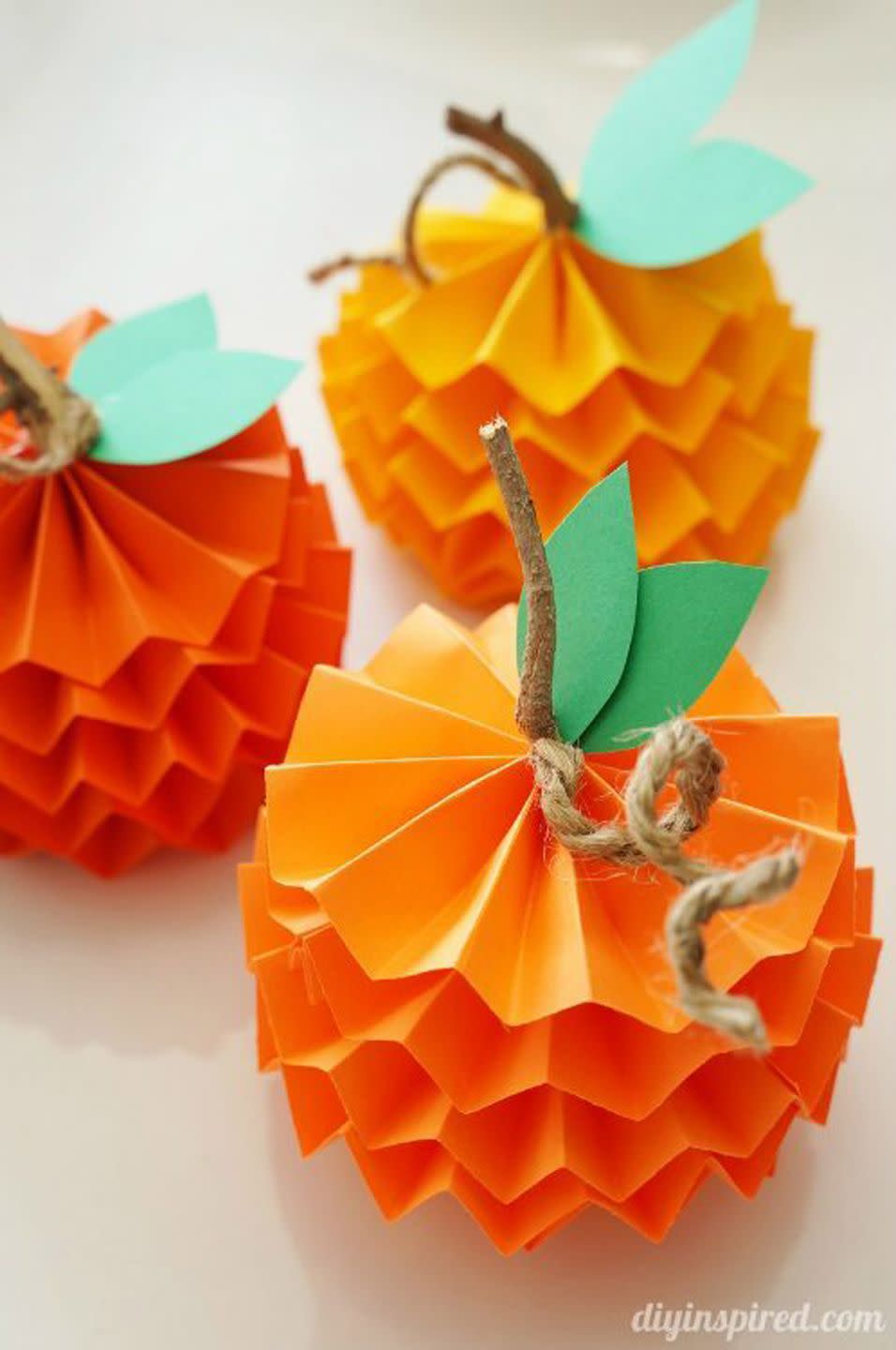 39) Paper Pumpkins
