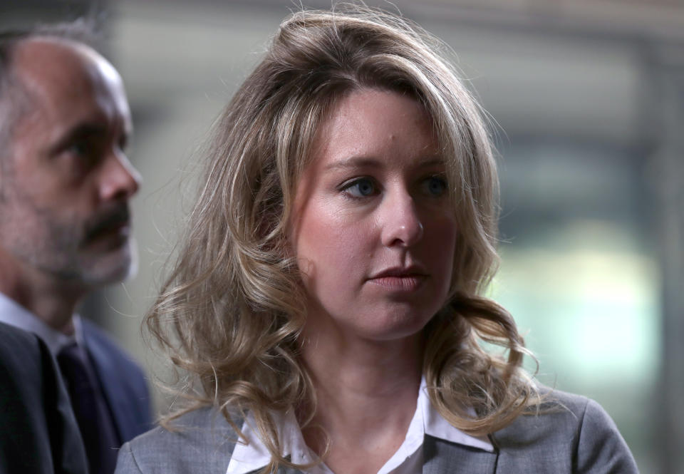 SAN JOSE, CALIFORNIA - JUNE 28: Former Theranos founder and CEO Elizabeth Holmes arrives at the Robert F. Peckham US Federal Court on June 28, 2019 in San Jose, California.  Former Theranos CEO Elizabeth Holmes and former COO Ramesh Balwani appeared in federal court for a status hearing.  Both are facing charges of conspiracy and wire fraud for allegedly engaging in a multimillion-dollar scheme to defraud investors with the Theranos blood testing lab services.  (Photo by Justin Sullivan/Getty Images)