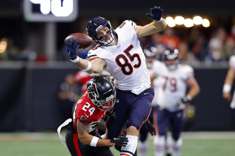 ATLANTA, GEORGIA - NOVEMBER 20: Cole Kmet #85 of the Chicago Bears catches a pass over A.J. Terrell #24 of the Atlanta Falcons during the second quarter at Mercedes-Benz Stadium on November 20, 2022 in Atlanta, Georgia. (Photo by Todd Kirkland/Getty Images)