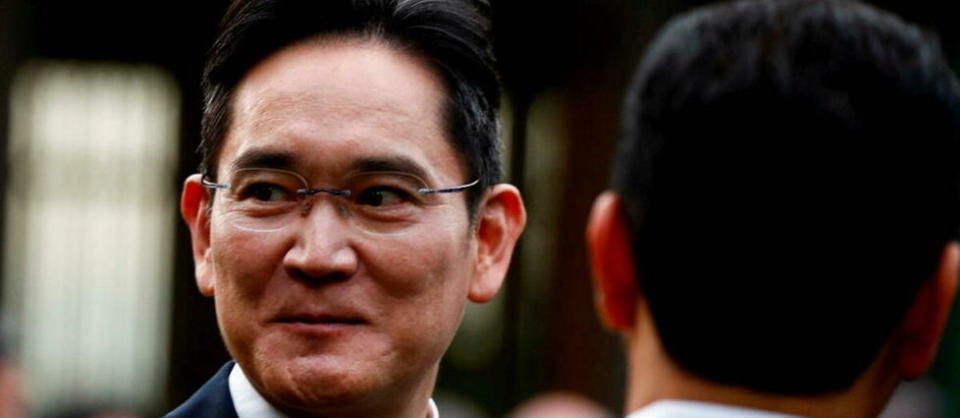 Le milliardaire sud-coréen Lee Jae-yong, condamné pour corruption et détournement de fonds en janvier dernier, a bénéficié, vendredi, d’une grâce présidentielle.   - Credit:JEON HEON-KYUN / POOL / AFP