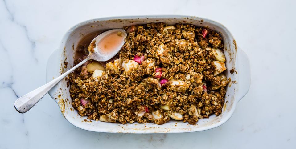 Apple-Rhubarb Crumble