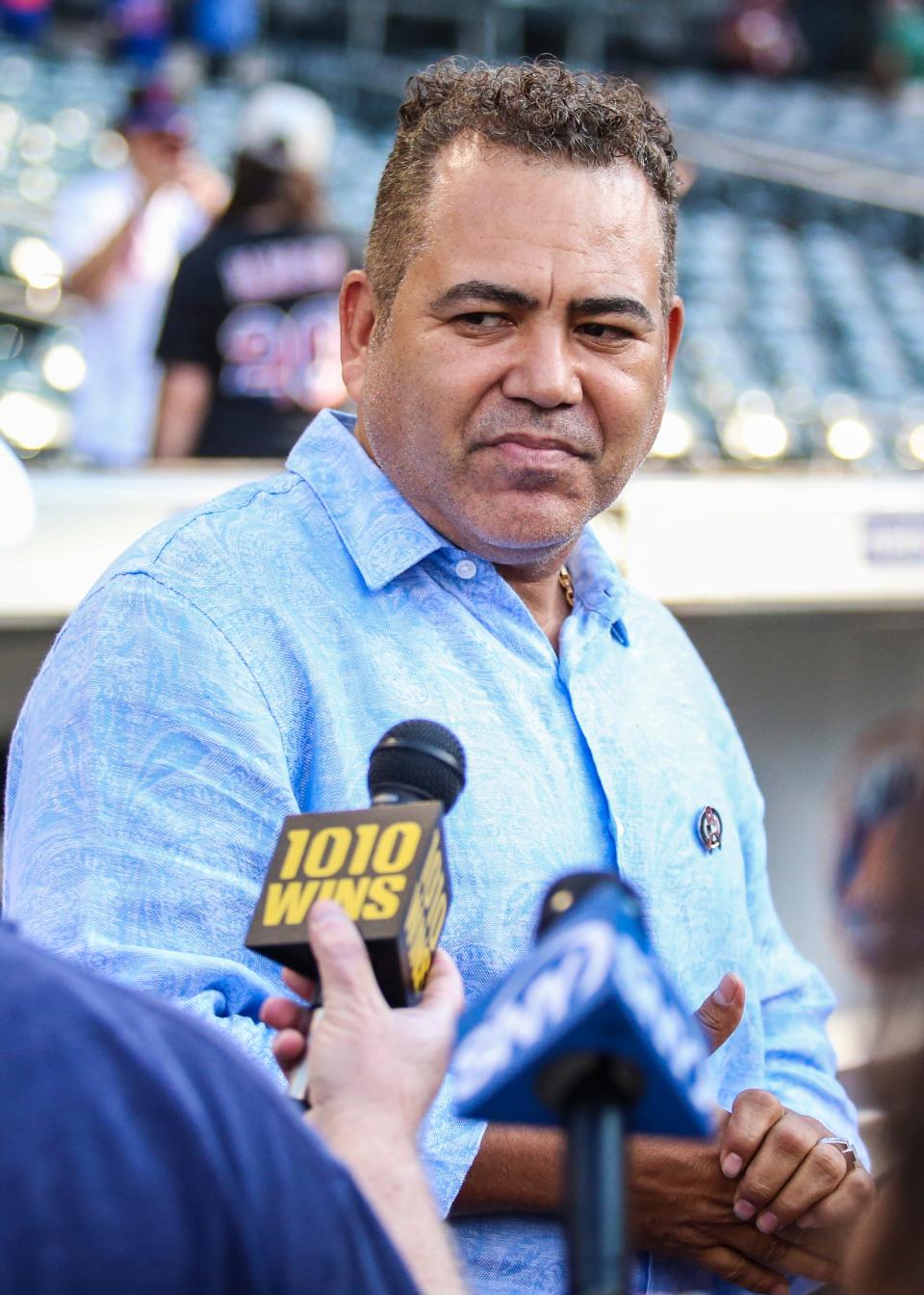 Sep 11, 2021; New York City, New York, USA;  Former New York Mets infielder Edgardo Alfonzo is interviewed by the media prior to the start of the game between the New York Yankees and New York Mets at Citi Field. Mandatory Credit: Wendell Cruz-USA TODAY Sports