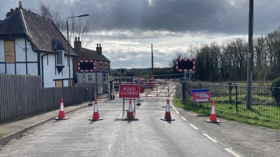 Road closed at a level crossing