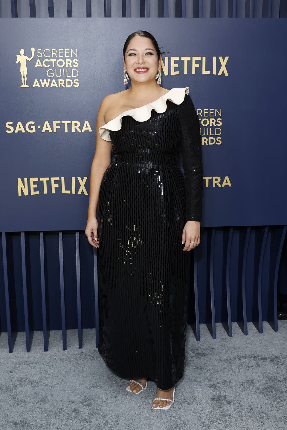 los angeles, california february 24 jillian dion attends the 30th annual screen actors guild awards at shrine auditorium and expo hall on february 24, 2024 in los angeles, california photo by frazer harrisongetty images