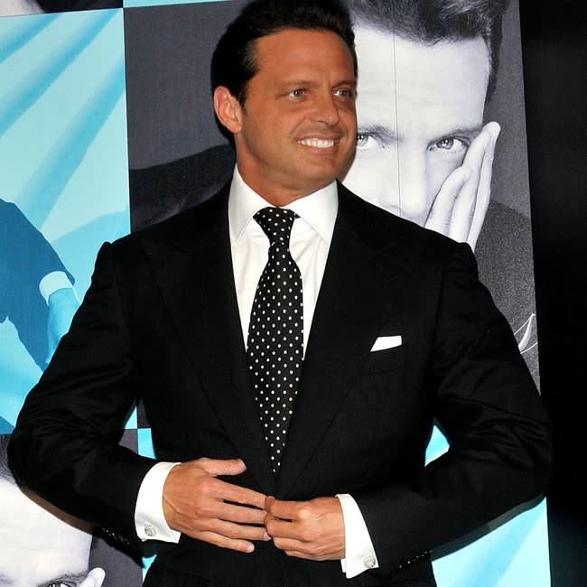 Luis Miguel credit:Bang Showbiz