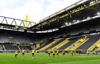 Bundesliga - Borussia Dortmund v Schalke 04