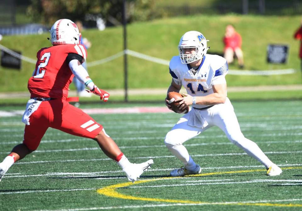 Former Morehead State University quarterback Mark Pappas will play for the Stockholm Mean Machines American Football Club in Stockholm, Sweden, later this year.