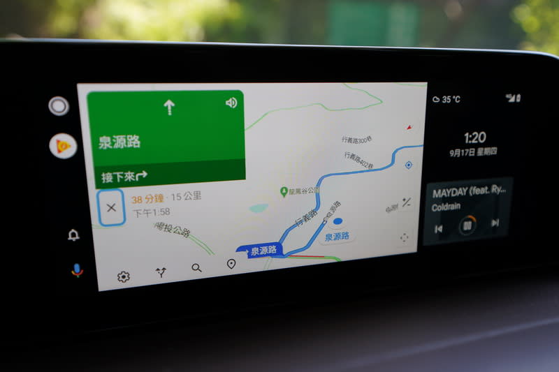 中央資訊顯示幕支援時下流行的Android Auto與Apple Carplay功能