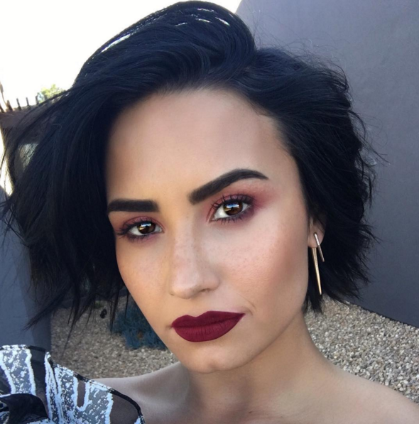 Demi Lovato using NYC colours mascara