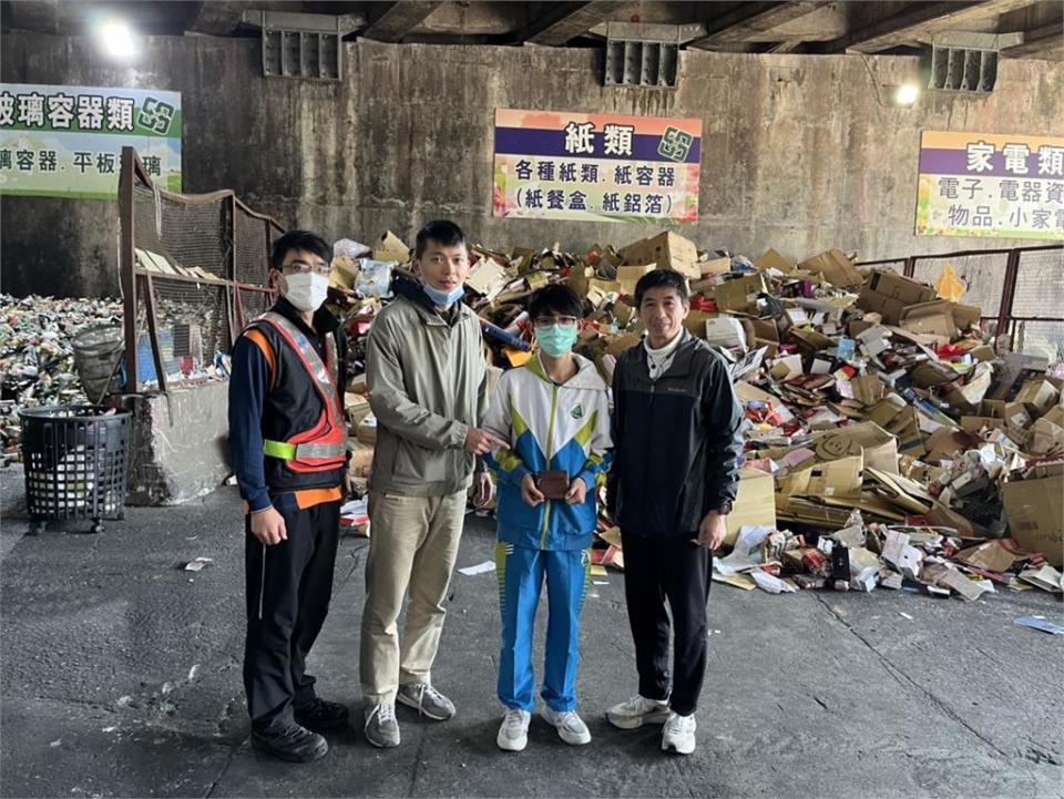 獨！過年大掃除貴重物品也丟了　婦人丟失價值一萬六千八鞋墊及時尋回