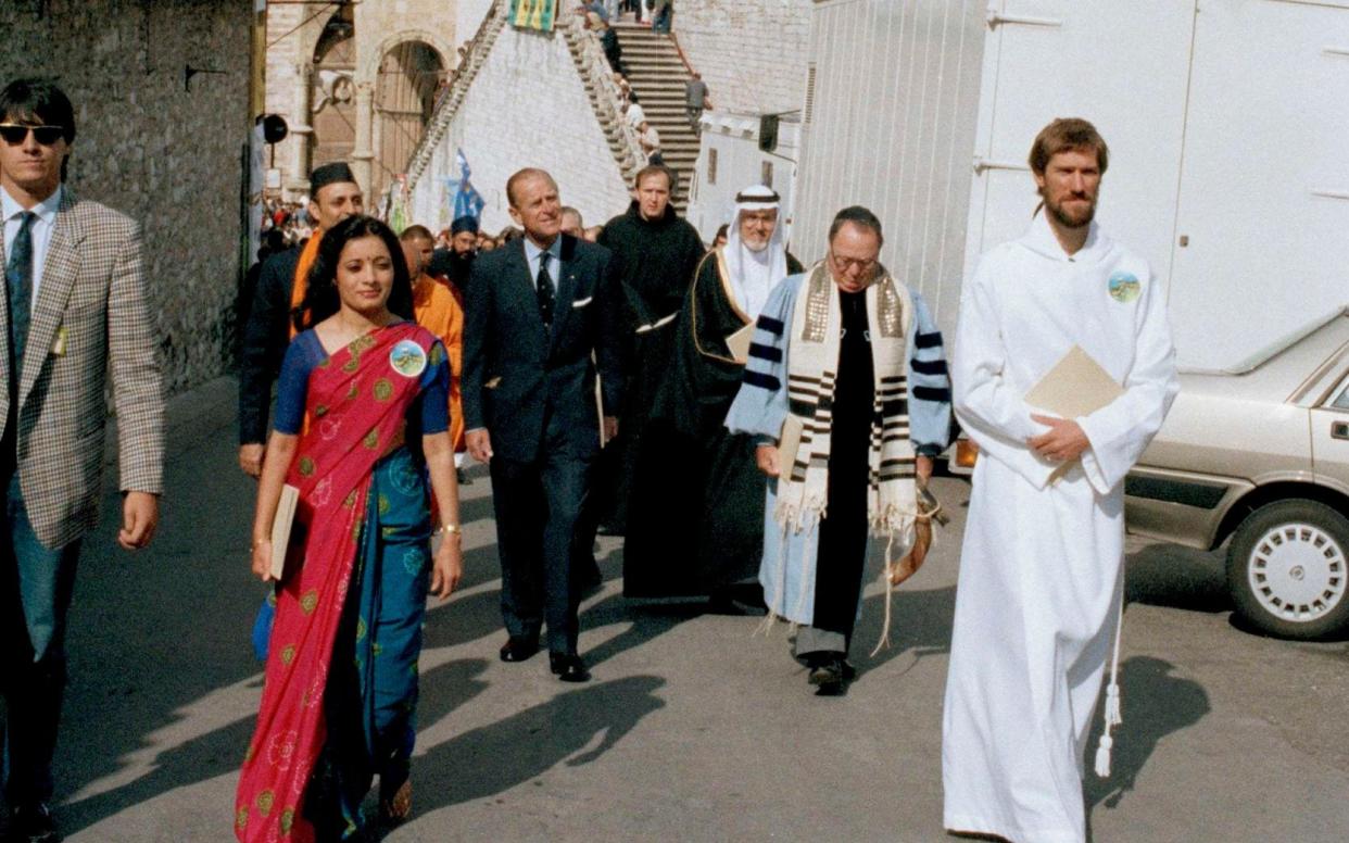 The Duke of Edinburgh with religious leaders at the interfaith summit in Assisi, Italy, 1986 - Giulio Broglio/AP