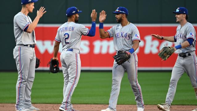 How Jose Leclerc became vital to Rangers' bullpen!