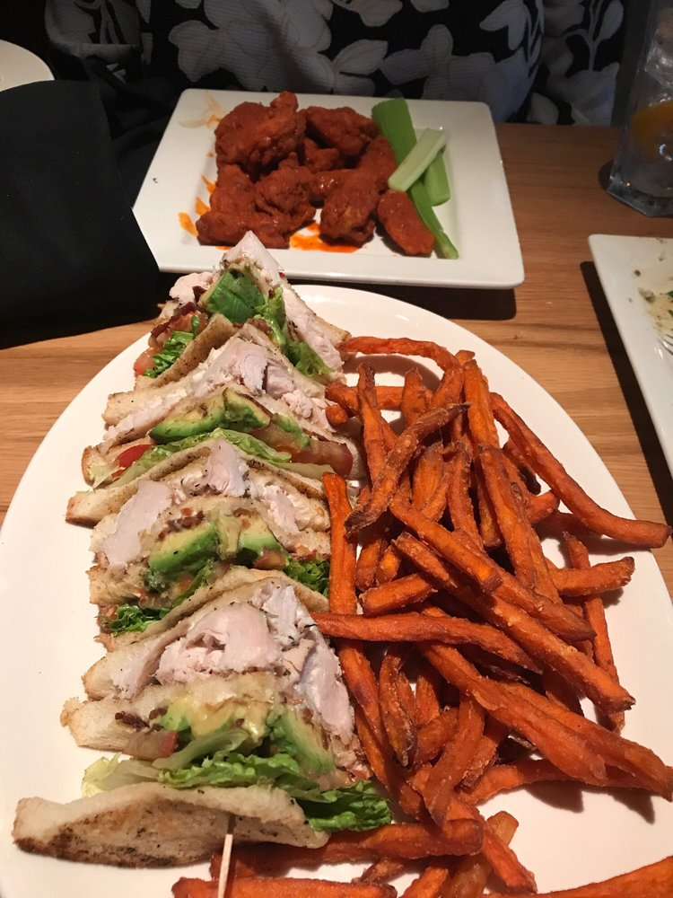 BJ's Restaurant and Brewhouse club sandwich