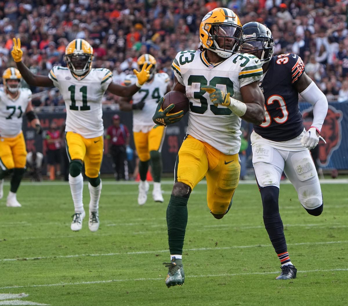 Packers fans react to Jordan Love, Green Bay's 38-20 win over Bears