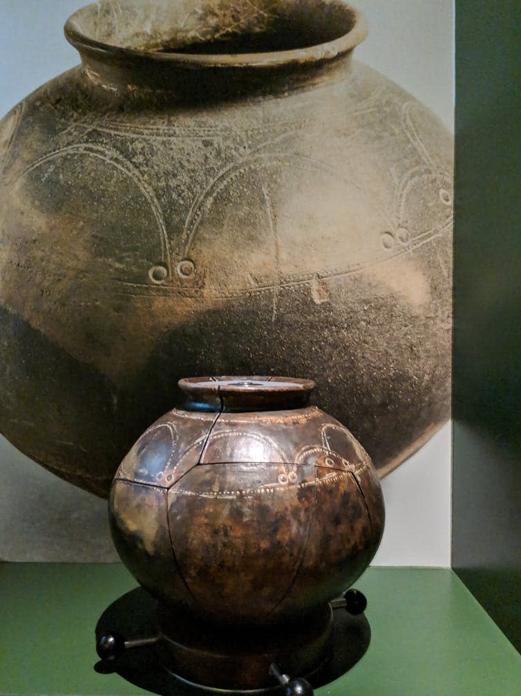 <span class="caption">3D printed puzzle of an Iron Age pot.</span> <span class="attribution"><span class="source">© Brighton Museum & Art Gallery</span>, <span class="license">Author provided</span></span>