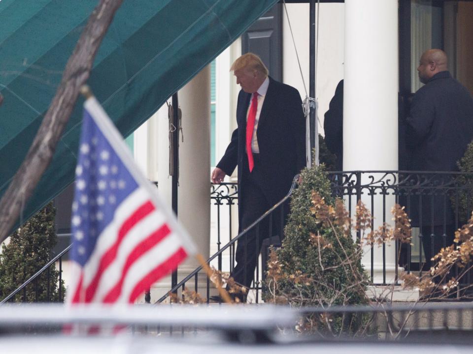 trump departs blair house