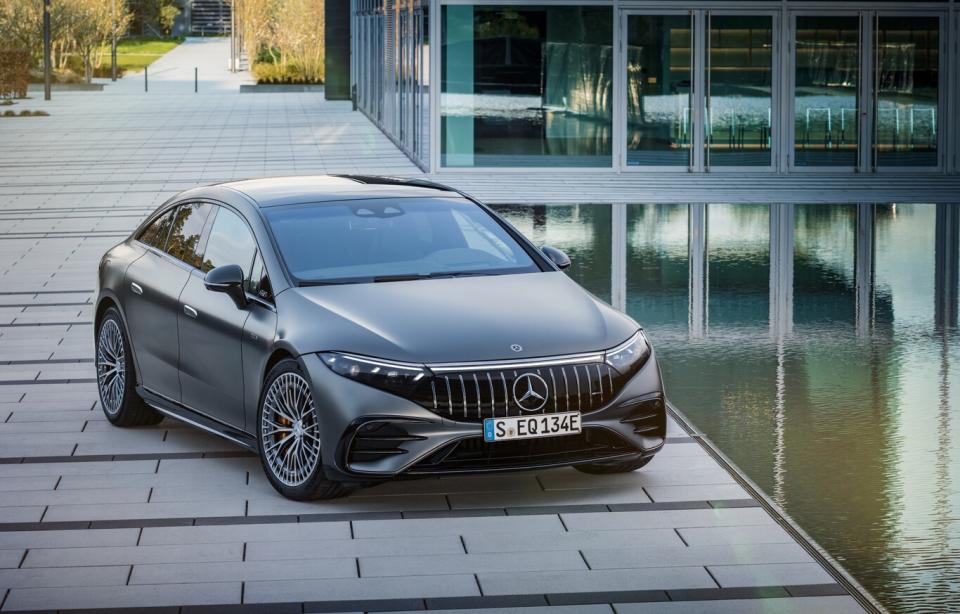 Mercedes muestra sus nuevo catálogo de coches eléctricos: EQE, EQB, dos  nuevos conceptos y un todopoderoso Mercedes-AMG EQS