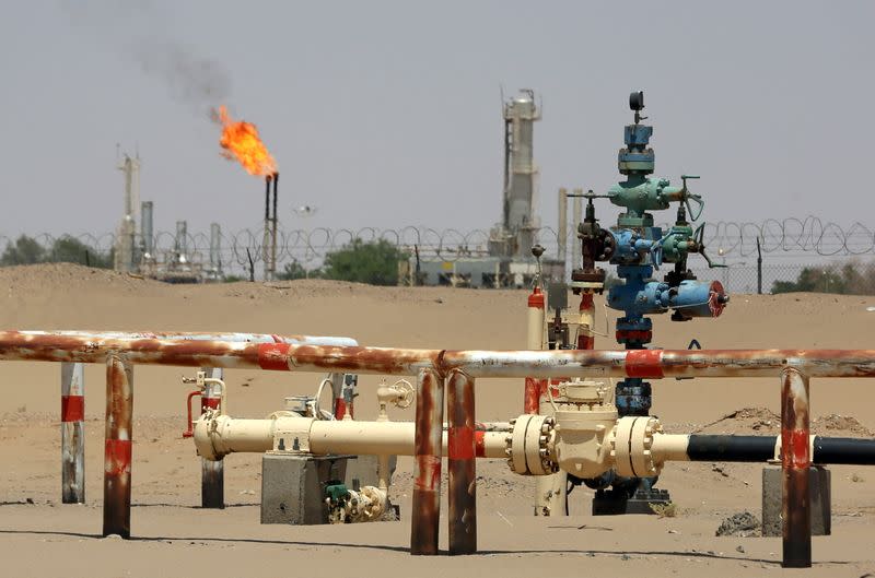 FILE PHOTO: Yemen's war focus shifts to gas-rich region of Marib