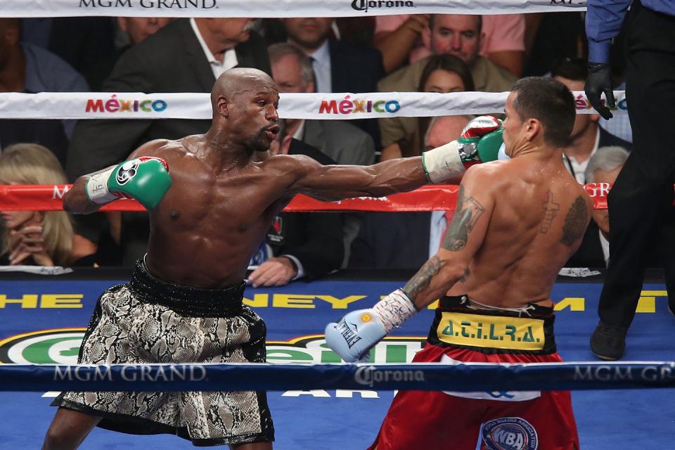 <p>Mayweather took back the top spot as the <a href="https://www.forbes.com/sites/kurtbadenhausen/2014/06/11/the-worlds-highest-paid-athletes-2014-behind-the-numbers/#9635d6b78ed7" rel="nofollow noopener" target="_blank" data-ylk="slk:highest-earning athlete in 2014;elm:context_link;itc:0;sec:content-canvas" class="link ">highest-earning athlete in 2014</a>. He won two fights this year against Marcos Maidana and made $105 million, all of it from his actual salary (read: no endorsements). </p>