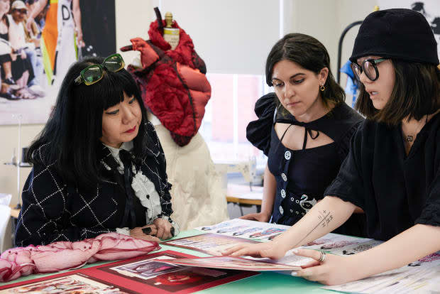 <em>Sui and Yotka visiting the student design studios during SCADstyle.</em><p>Photo: Courtesy of SCAD</p>