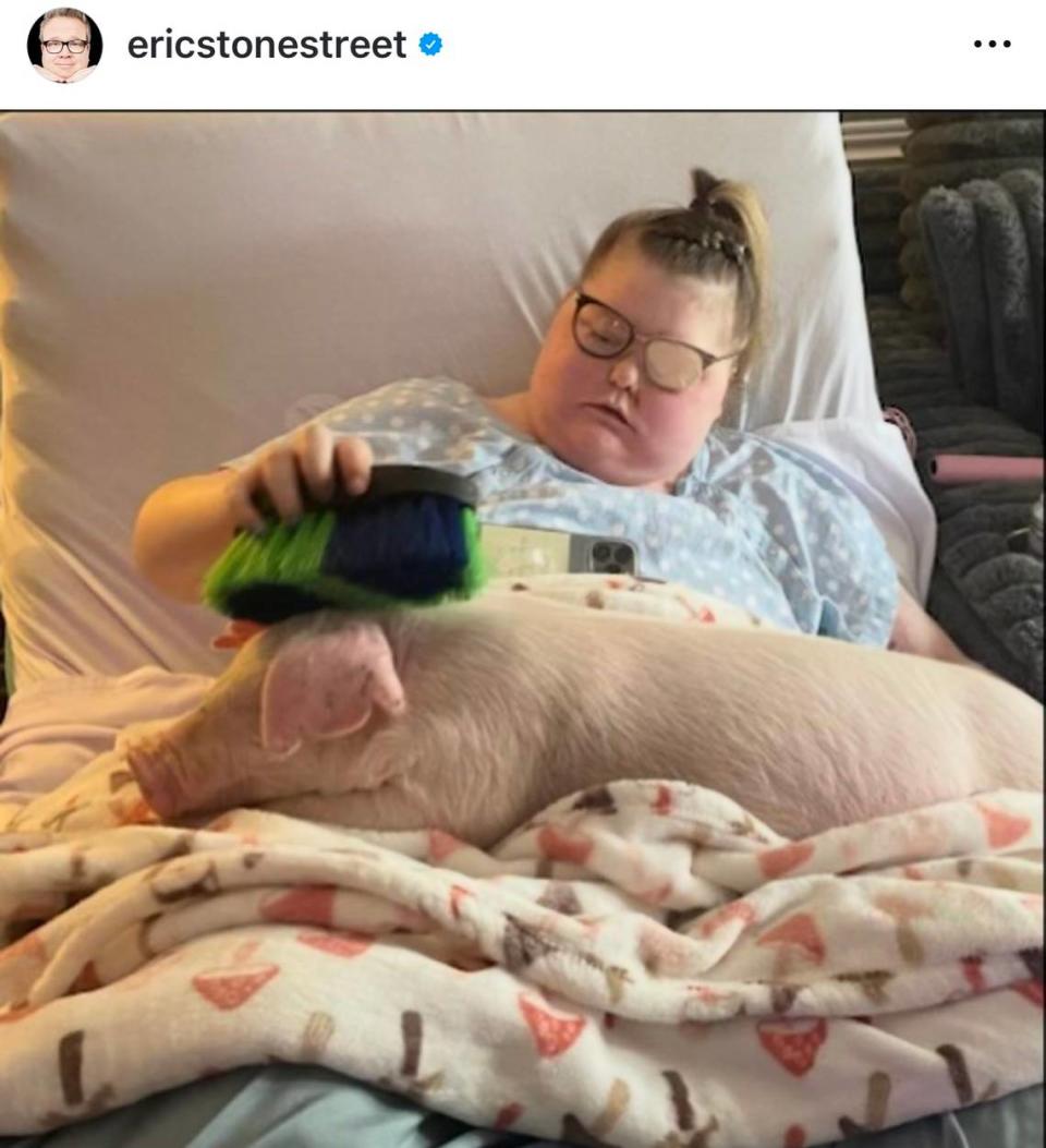 Kansas City Hospice patient Isabelle Sears had a special visitor over the weekend thanks to former “Modern Family” star Eric Stonestreet, who lives in the Kansas City area. Instagram/Eric Stonestreet