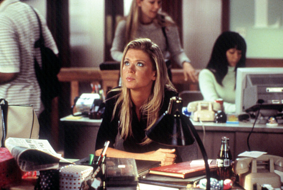 Tara Reid plays college journalist Gwen Pearson in <em>Van Wilder</em>. (Photo: Everett Collection)