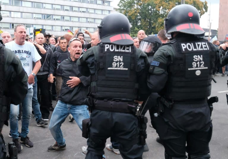 The mood remains highly charged following what have been labelled as "pogrom-like" scenes in Chemnitz on Sunday in which extremists chased and beat immigrants from Afghanistan, Syria and Bulgaria